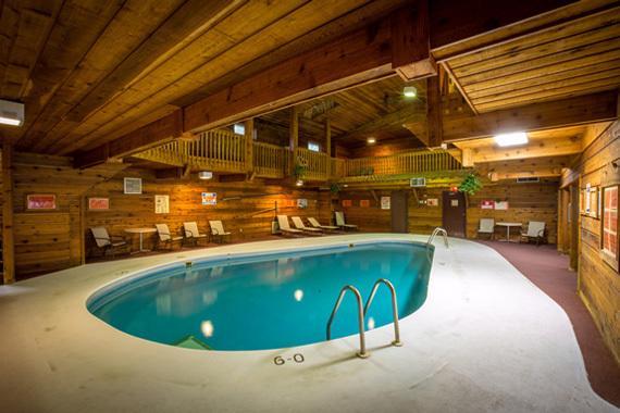 Northern Pine Inn ヘイワード エクステリア 写真